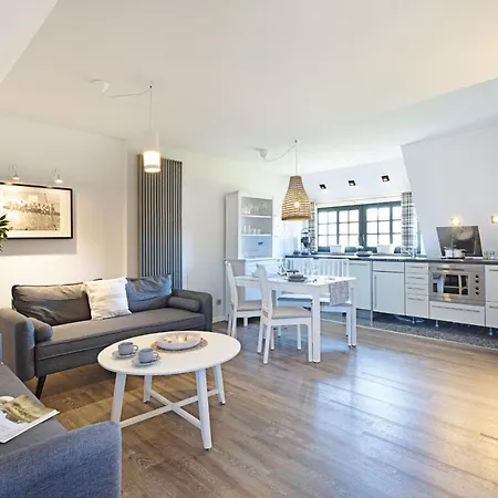 Apartment Lister Duene Og *